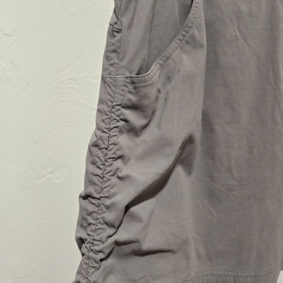 ⛰️ Columbia Gray Skirt – Omni-Shield Repellency, Size L ⛰️ Like New - Picture 2 of 4